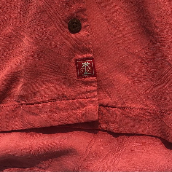 VINTAGE TOMMY BAHAMA SHIRT - Picture 3 of 3